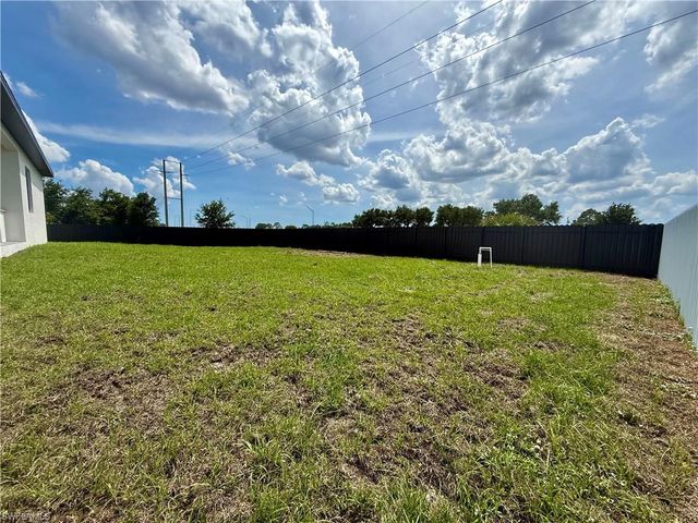 2706 Floyd AVE S, Lehigh Acres, FL 33976