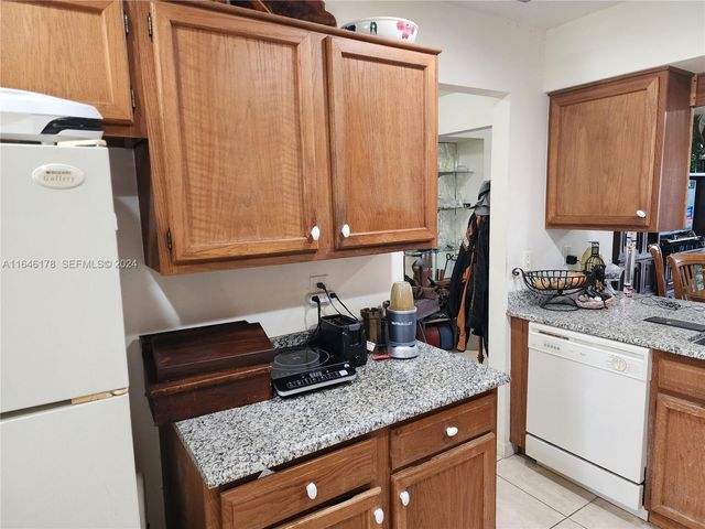 393 SW 35th Street 393, Palm City, FL 34990