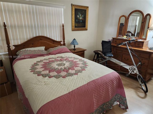 393 SW 35th Street 393, Palm City, FL 34990
