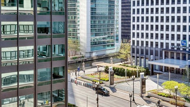 130 S Canal Street 715, Chicago, IL 60606