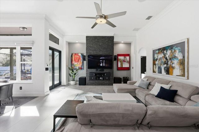 2512 PARK ROYAL DRIVE, Windermere, FL 34786