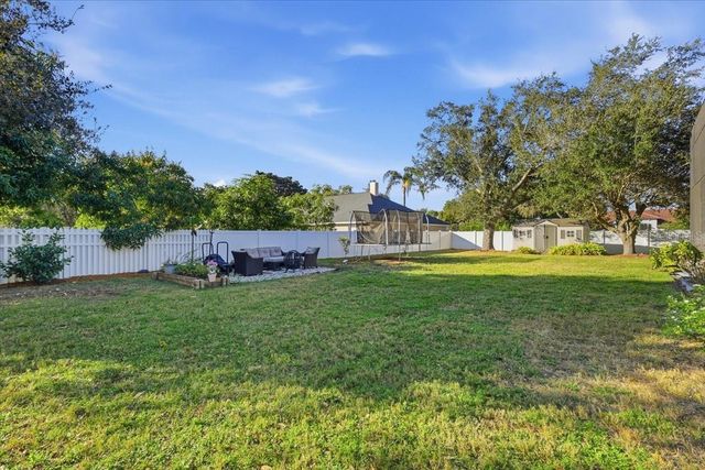 2512 PARK ROYAL DRIVE, Windermere, FL 34786