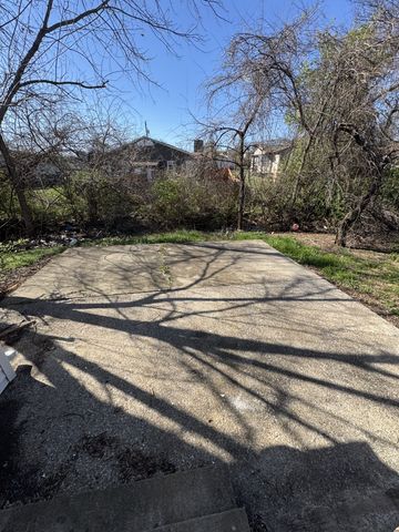 3216 Woodstock Dr, Nashville, TN 37207