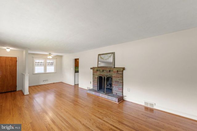 328 LONGVIEW AVE, Winchester, VA 22601