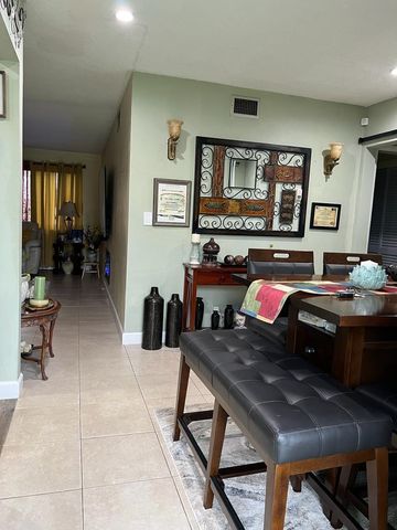 1599 NW 43rd Avenue 106, Lauderhill, FL 33313