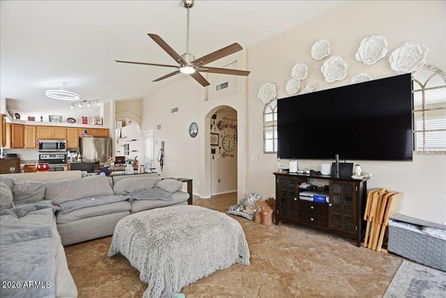 16609 N 4TH Avenue, Phoenix, AZ 85023