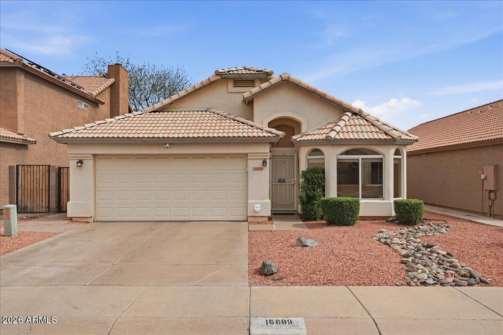 16609 N 4TH Avenue, Phoenix, AZ 85023