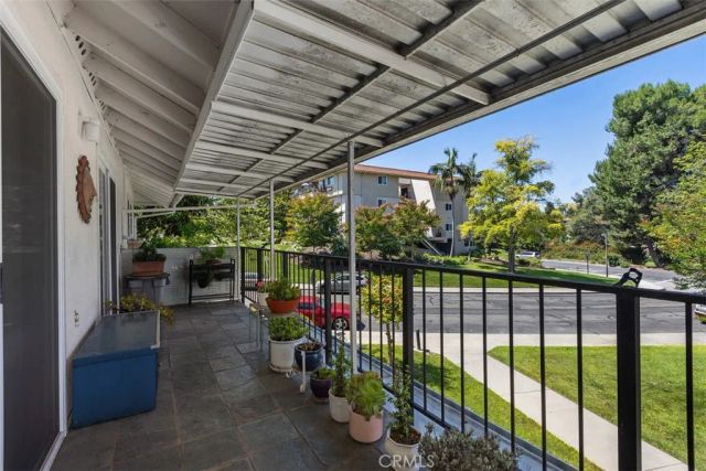 2324 Via Puerta N, Laguna Woods, CA 92637