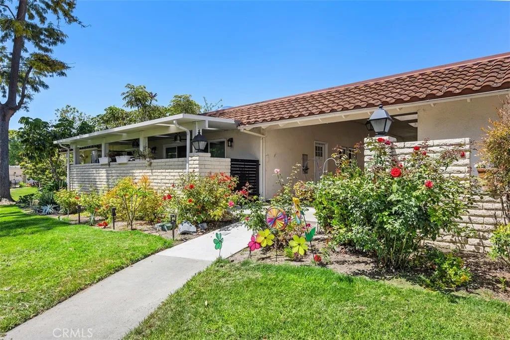 2324 Via Puerta N, Laguna Woods, CA 92637