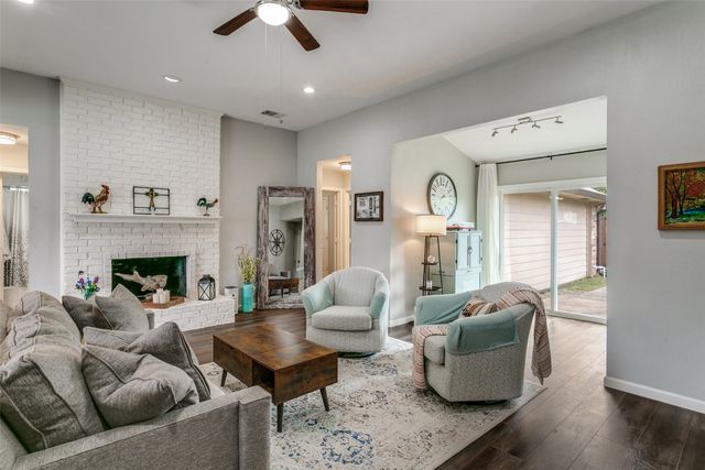 2624 Kingsridge Drive, Dallas, TX 75287