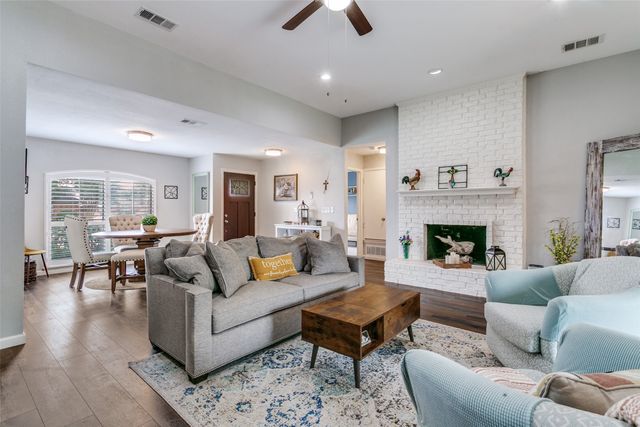 2624 Kingsridge Drive, Dallas, TX 75287