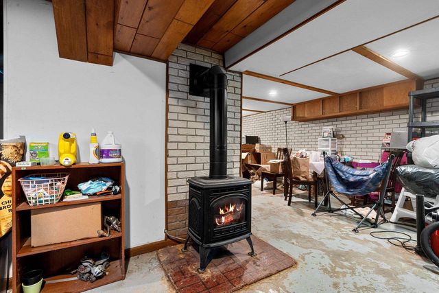 313 S MILL STREET, Hortonville, WI 54944