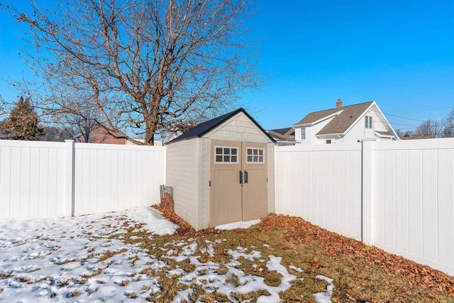 313 S MILL STREET, Hortonville, WI 54944