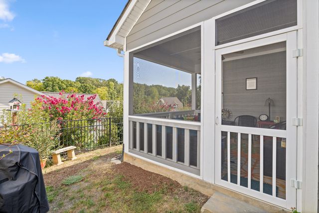 12190 Avery Place, Soddy Daisy, TN 37379