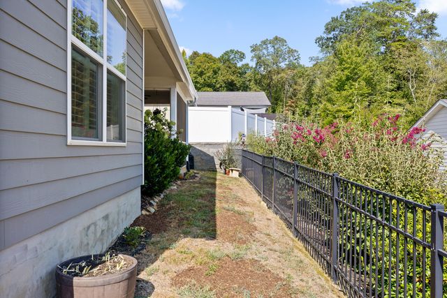 12190 Avery Place, Soddy Daisy, TN 37379
