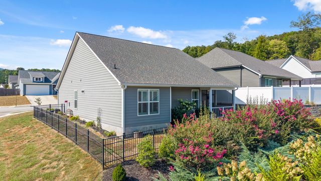 12190 Avery Place, Soddy Daisy, TN 37379