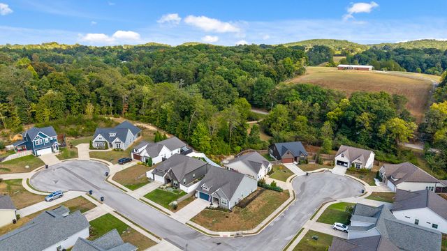 12190 Avery Place, Soddy Daisy, TN 37379