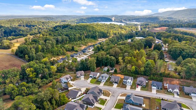 12190 Avery Place, Soddy Daisy, TN 37379