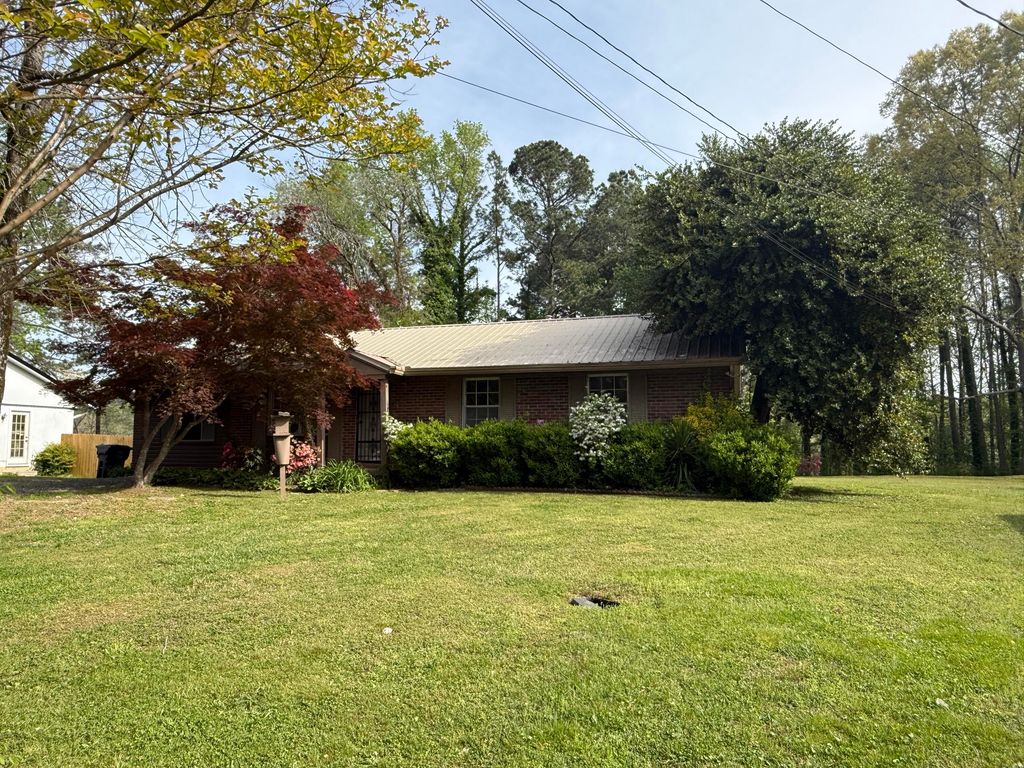 221 Chota Circle, Lafayette, GA 30728