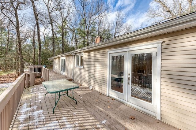 64 Somerset, Somers, CT 06071