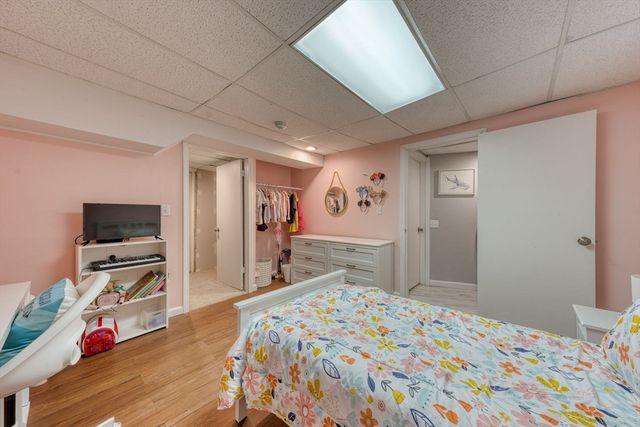 64 Somerset, Somers, CT 06071