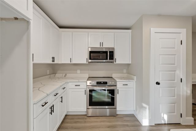209 W 9th Street, Kemp, TX 75143