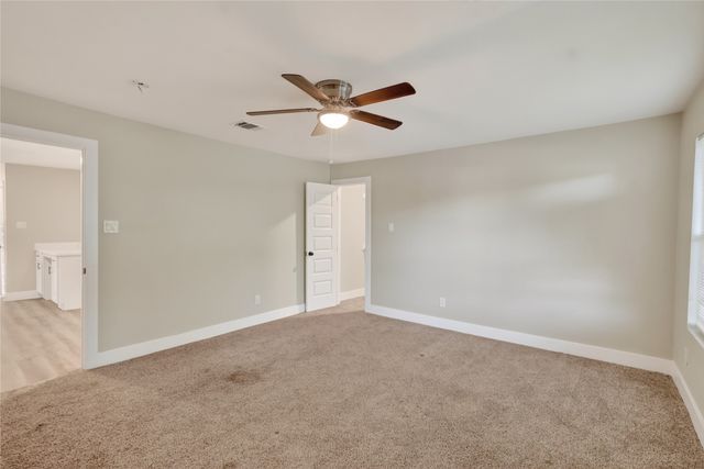 209 W 9th Street, Kemp, TX 75143