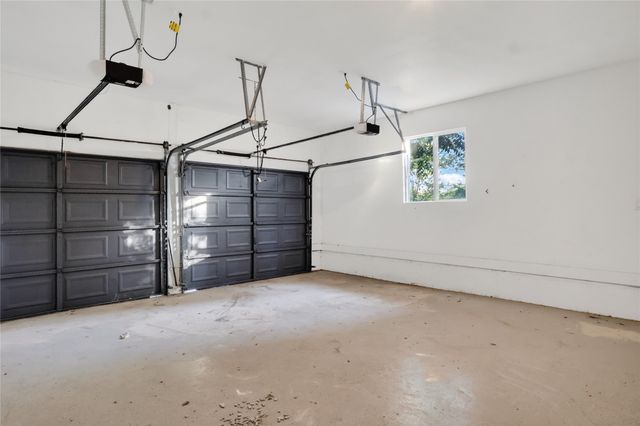 209 W 9th Street, Kemp, TX 75143