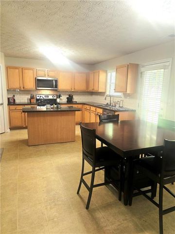 212 Hightower Trail, Riverdale, GA 30274