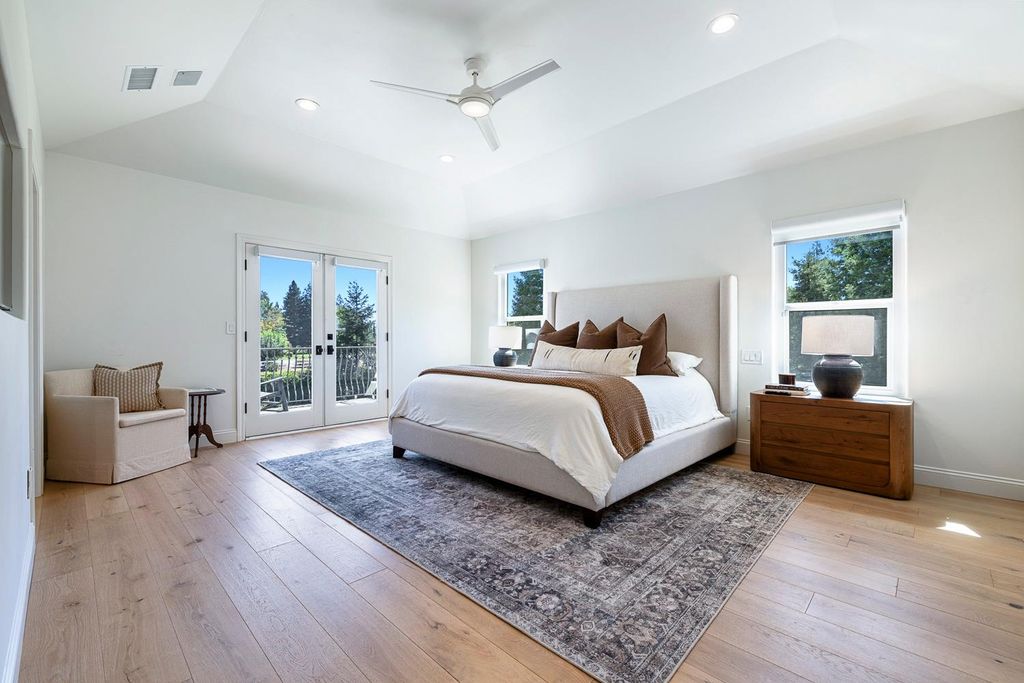Image 33 of property listing at 5687 E Province Avenue, Clovis, CA 93619