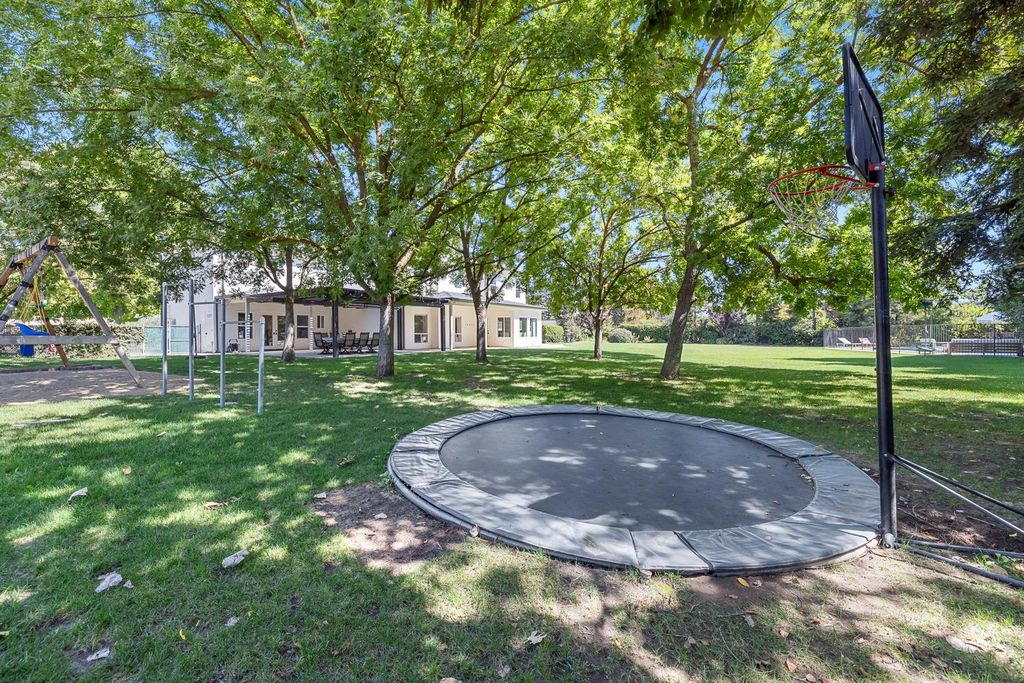 Image 62 of property listing at 5687 E Province Avenue, Clovis, CA 93619