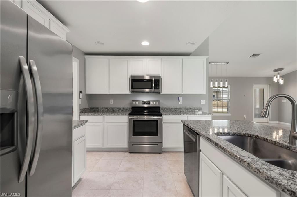Image 15 of property listing at 4302 NW 32nd ST, Cape Coral, FL 33993