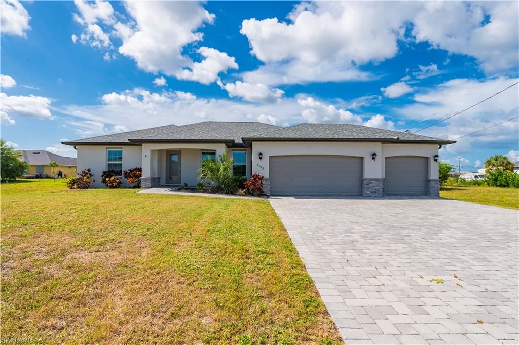 Image 2 of property listing at 4302 NW 32nd ST, Cape Coral, FL 33993