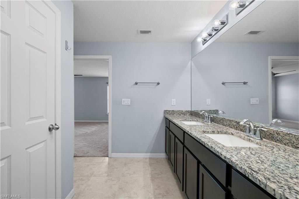 Image 23 of property listing at 4302 NW 32nd ST, Cape Coral, FL 33993