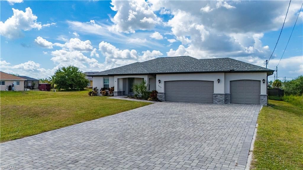 Image 41 of property listing at 4302 NW 32nd ST, Cape Coral, FL 33993