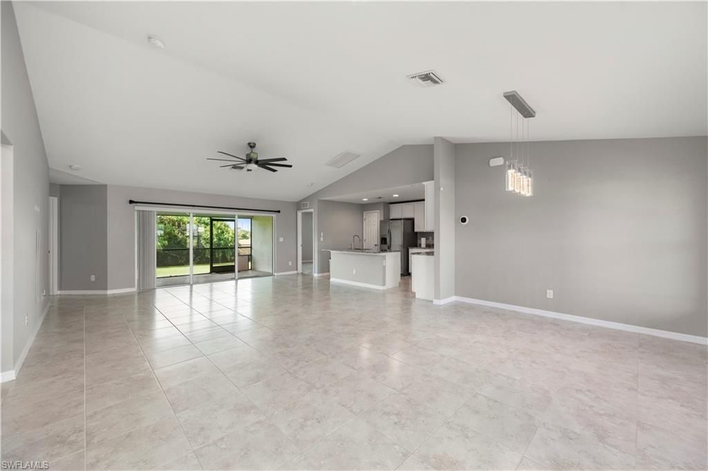 Image 7 of property listing at 4302 NW 32nd ST, Cape Coral, FL 33993