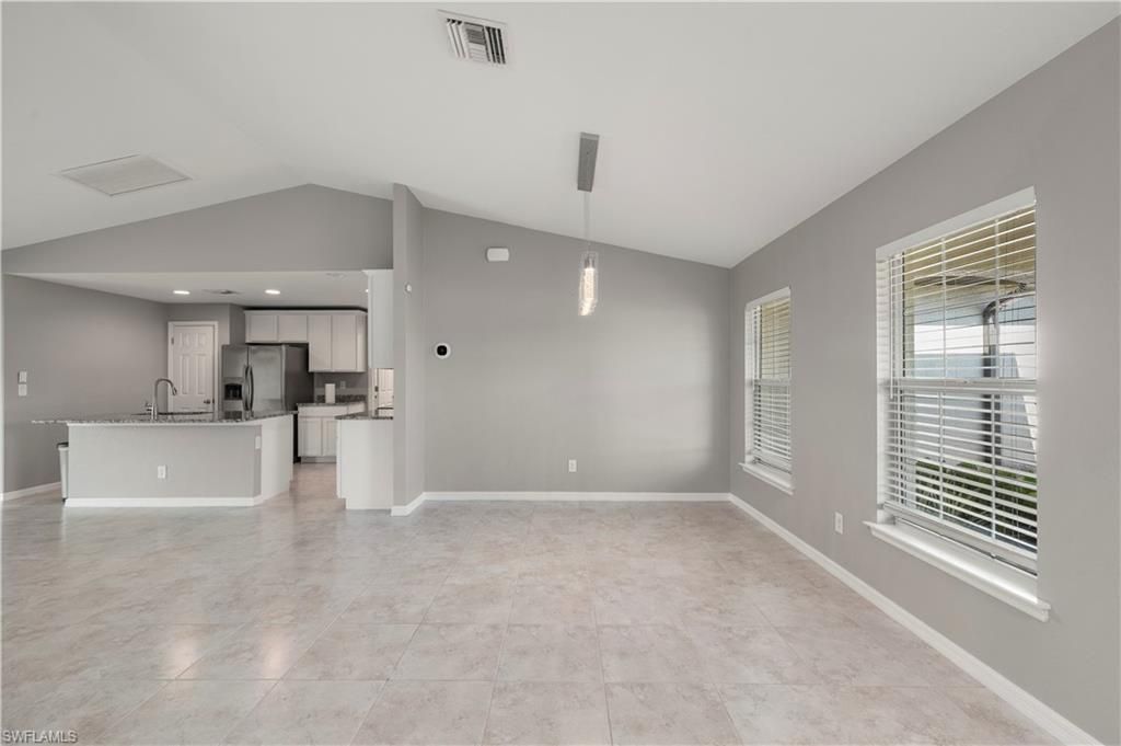 Image 8 of property listing at 4302 NW 32nd ST, Cape Coral, FL 33993