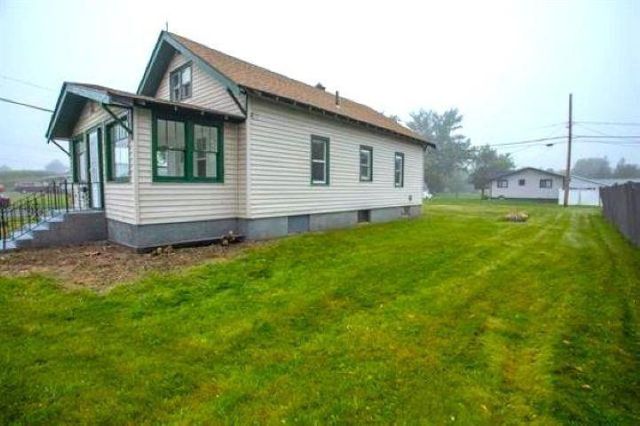 1923 N 28th St, Superior, WI 54880