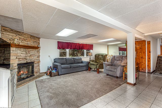 5443 W 83 Place, Burbank, IL 60459