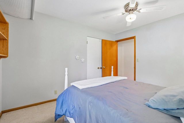 19505 Gebhardt ROAD, Brookfield, WI 53045