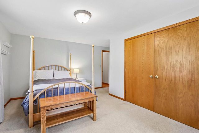 19505 Gebhardt ROAD, Brookfield, WI 53045