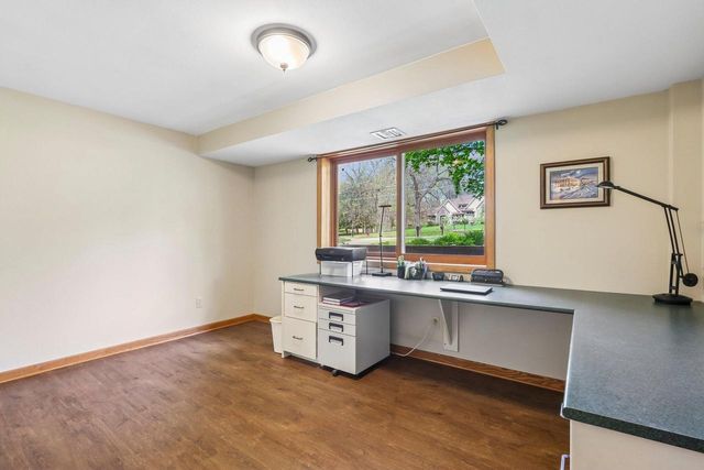 19505 Gebhardt ROAD, Brookfield, WI 53045