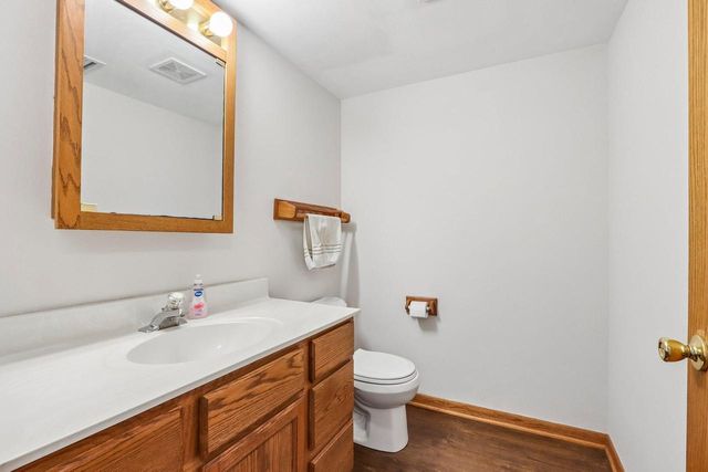 19505 Gebhardt ROAD, Brookfield, WI 53045