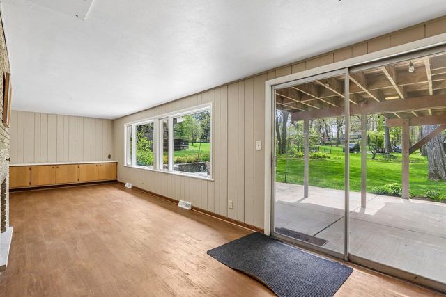 19505 Gebhardt ROAD, Brookfield, WI 53045
