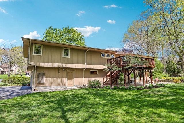 19505 Gebhardt ROAD, Brookfield, WI 53045