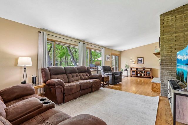 19505 Gebhardt ROAD, Brookfield, WI 53045