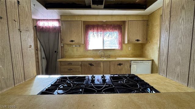 6093 Bryce Canyon Avenue, Las Vegas, NV 89156