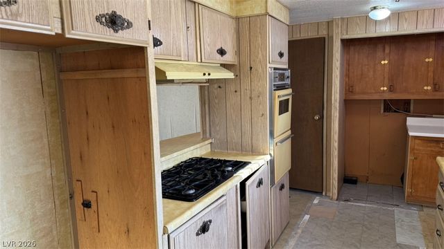 6093 Bryce Canyon Avenue, Las Vegas, NV 89156