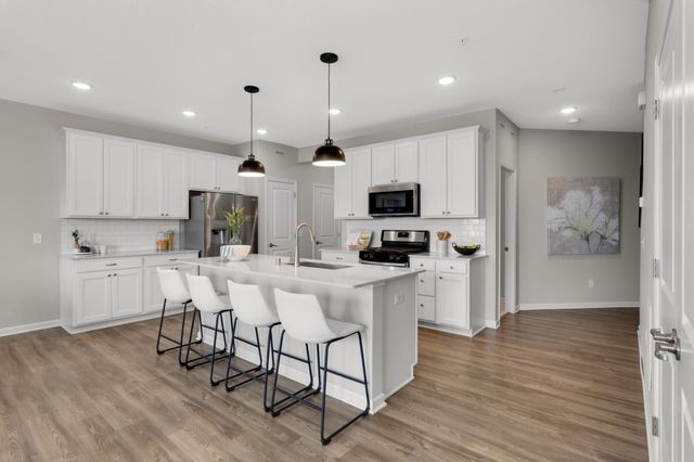 11321 Brookview Road, Woodbury, MN 55129