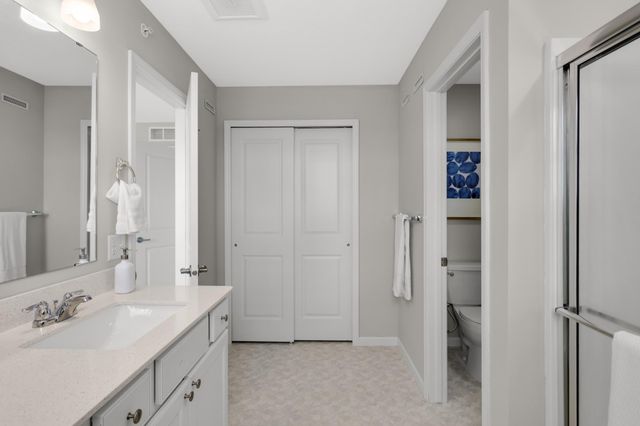 11321 Brookview Road, Woodbury, MN 55129